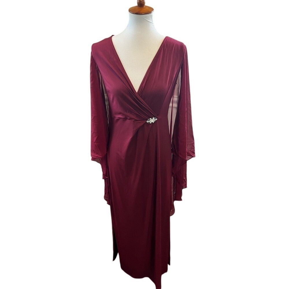 Glamour Nights Cape Sleeve Evening Gown Rhinestone Brooch Burgundy Size 6